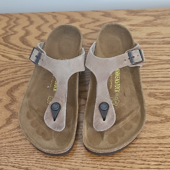 Birkenstock Shoes - Birkenstock Light Brown Sandals